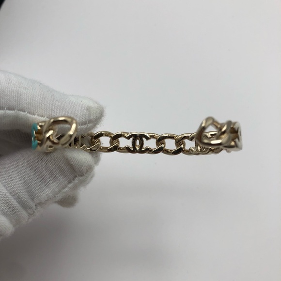 Chanel cuff - Picture 8 of 8